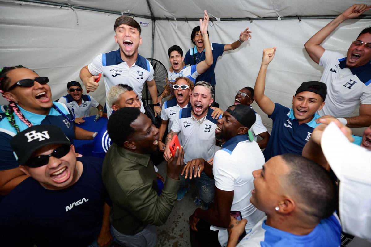 Honduras vs El Salvador: Supremo causó furor, así llegó el terror de los cuscatlecos y Ricky casi se va a los golpes por una broma