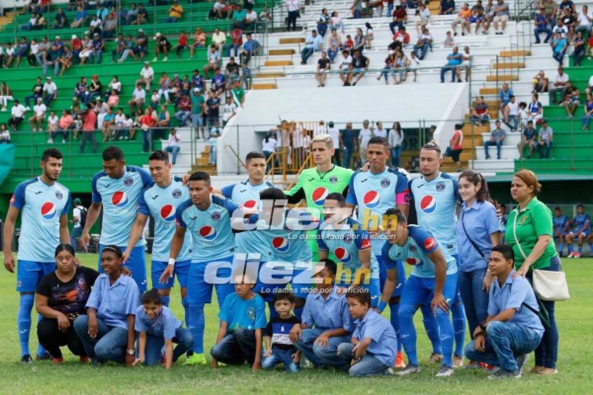 ¡Fiestón en el Puerto! Los gestos de Diego Vázquez y la belleza en el Platense-Motagua