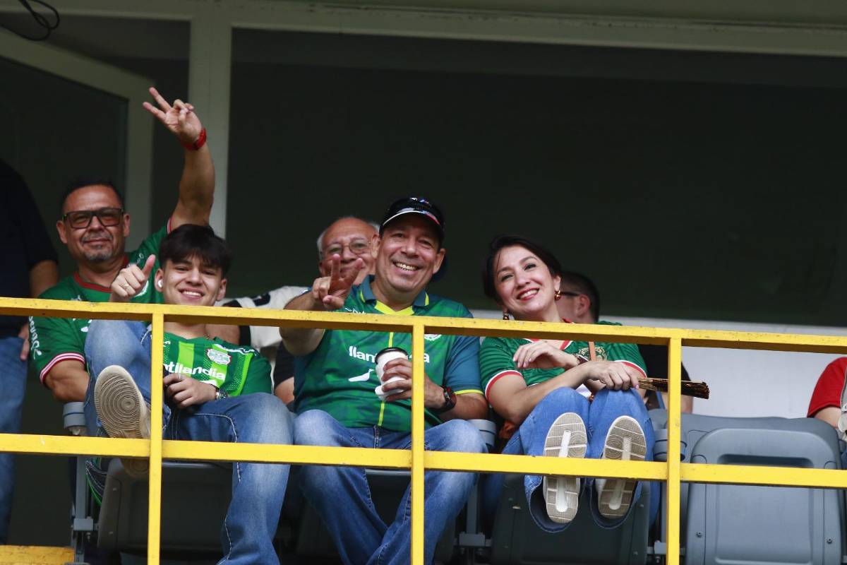 ¡No se vio! Clásico peleado, visita inesperada, belleza y glamour en el viejo Morazán
