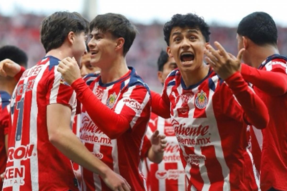 Chivas sacude el mercado con su último fichaje en la Liga MX: ¡llega de la MLS y firma por cuatro años!