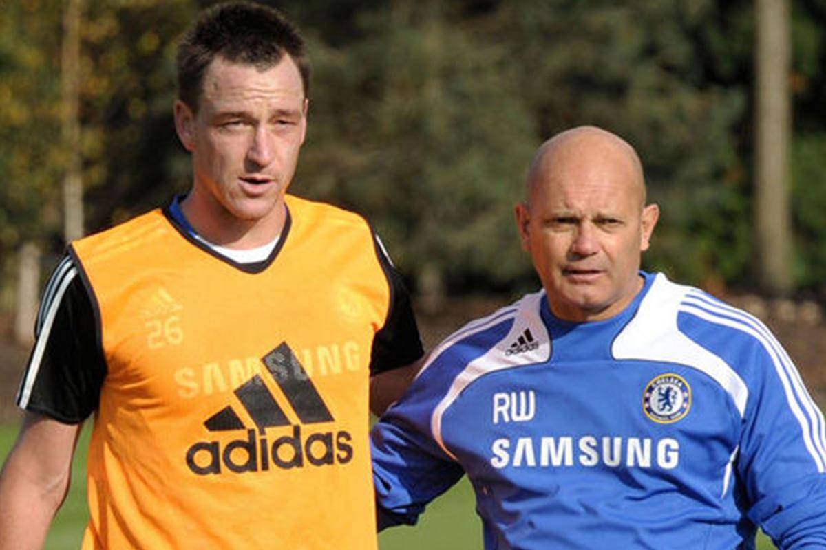 Pensé en tirarme desde el piso 25 de mi hotel, pero mis compañeros lo evitaron