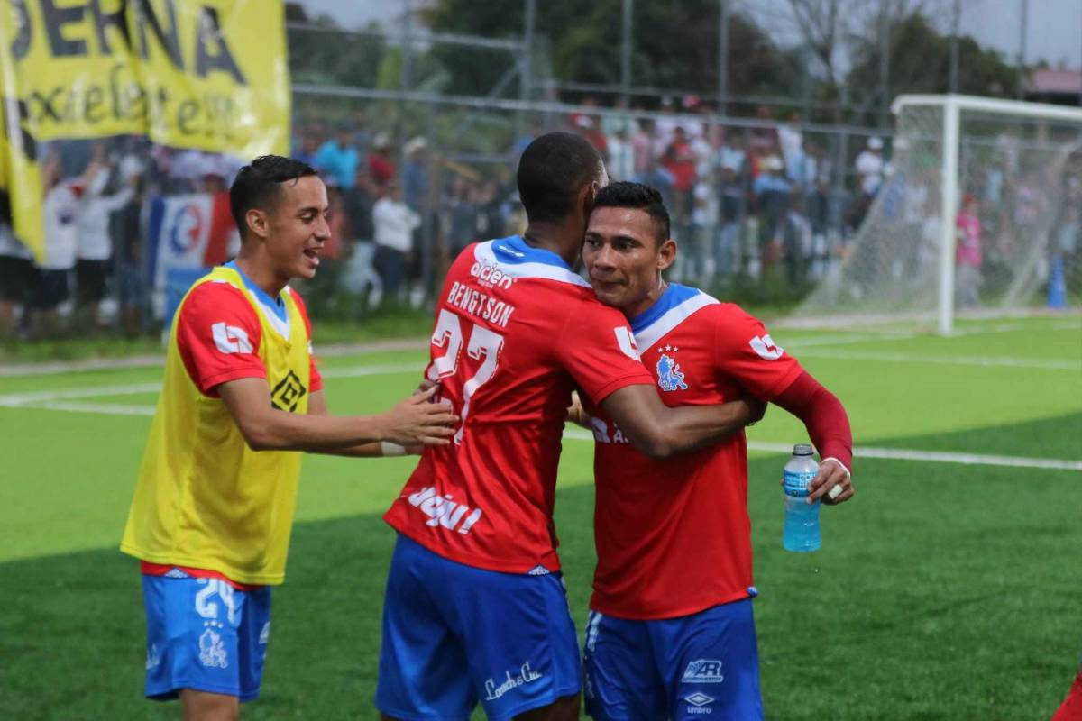 El día que Bengtson se convirtió en leyenda y quebró la marca de Wilmer Velásquez para ser el máximo goleador de la Liga de Honduras