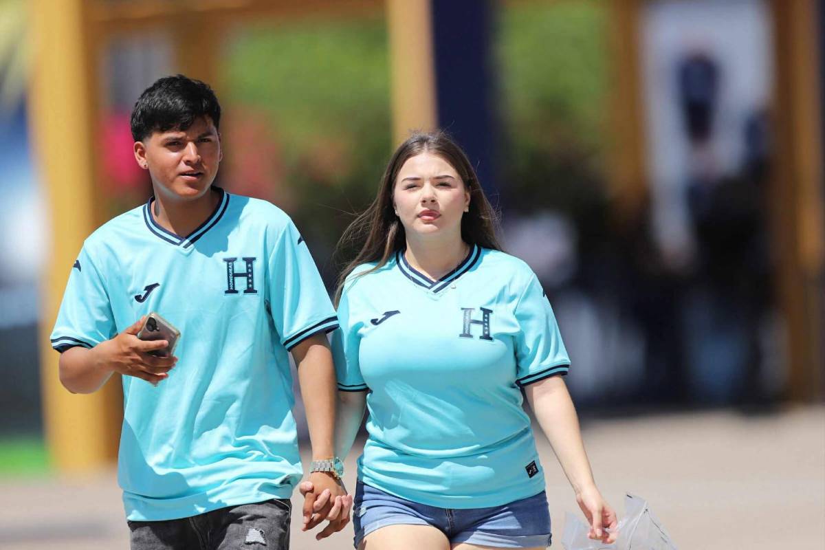 Honduras vs Panamá: bellezas hondureñas y panameñas adornan el juego de la Copa Oro