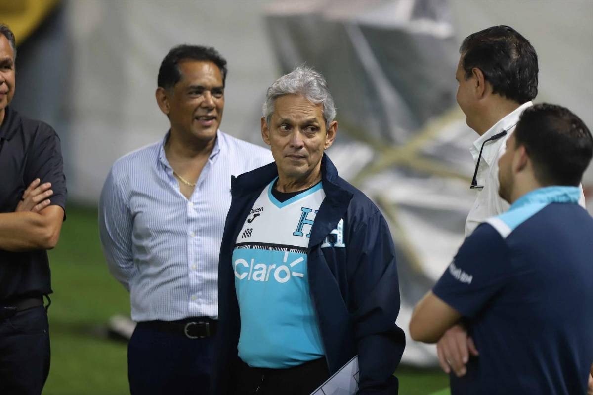 ¡Dos sorpresas! Honduras y su alineación para derribar a Costa Rica; el 11 con el que Rueda sorprenderá al Piojo Herrera