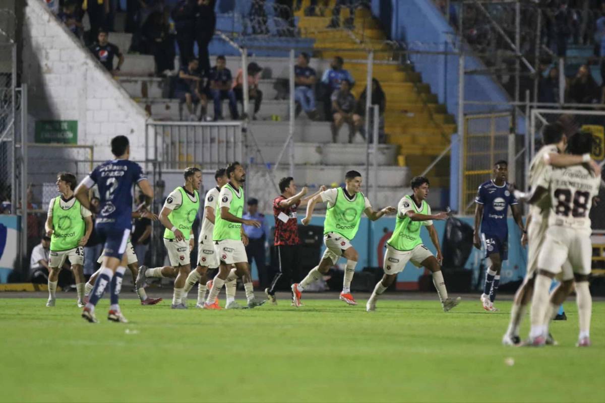 Terminó con bronca el Motagua vs Alajuelense, Serrano perdonó, celebración tica y decepción del Ciclón Azul en Copa Centroamericana 2025