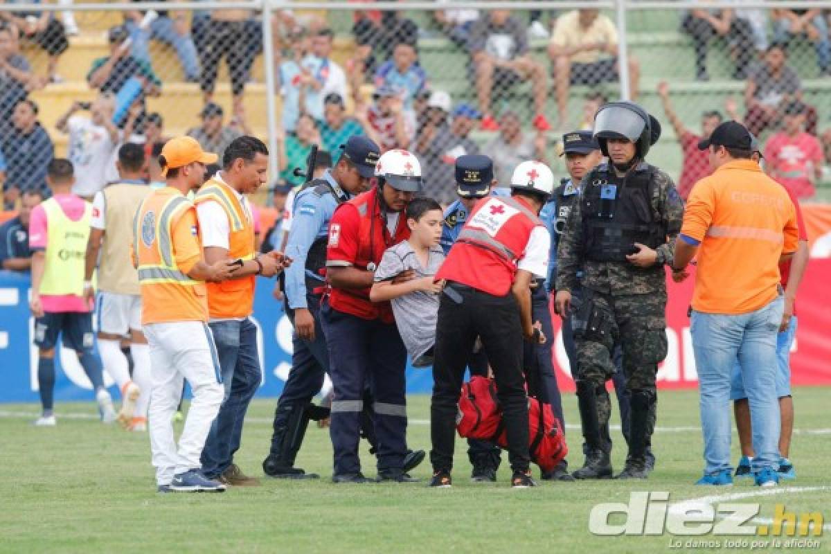 No se vio en TV: La mujer de Emilio Izaguirre deslumbró, detenidos, armas blancas y el auto de Beckeles