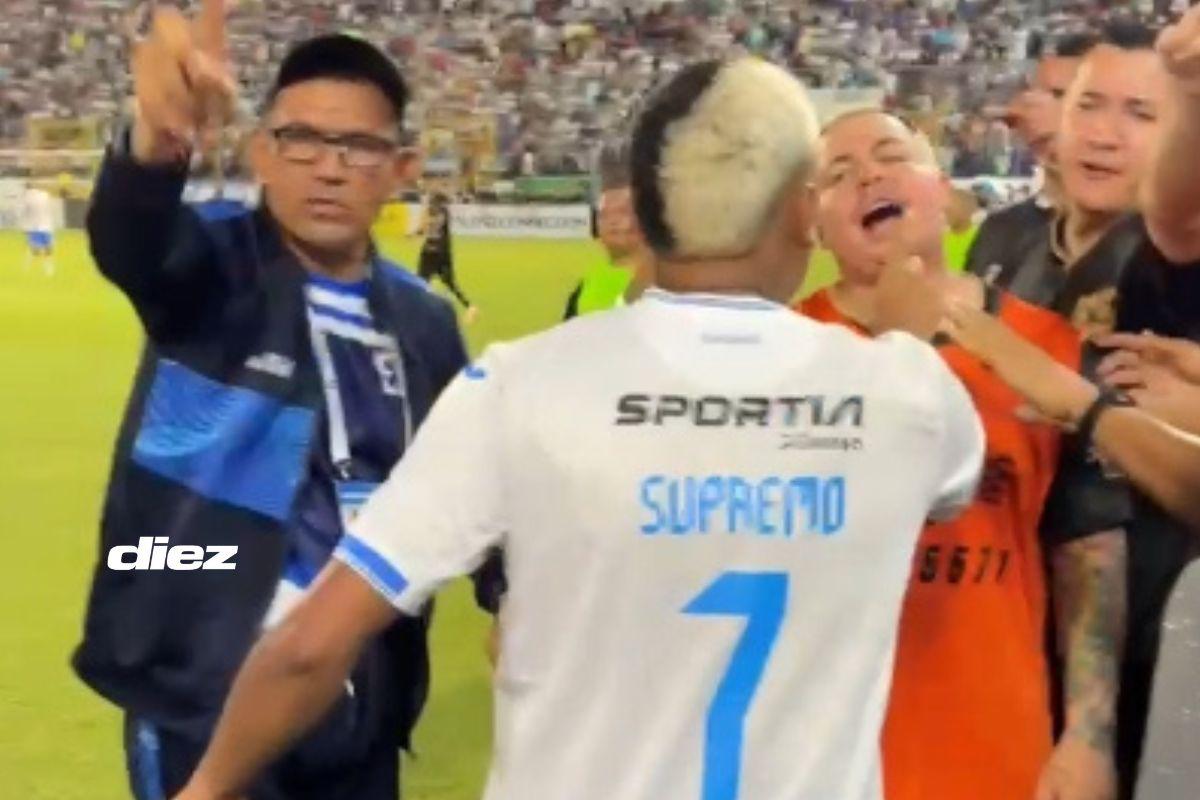 Por este motivo El Salvador amagó con abandonar el partido de tiktokers ante Honduras: Esto no estaba en el plan