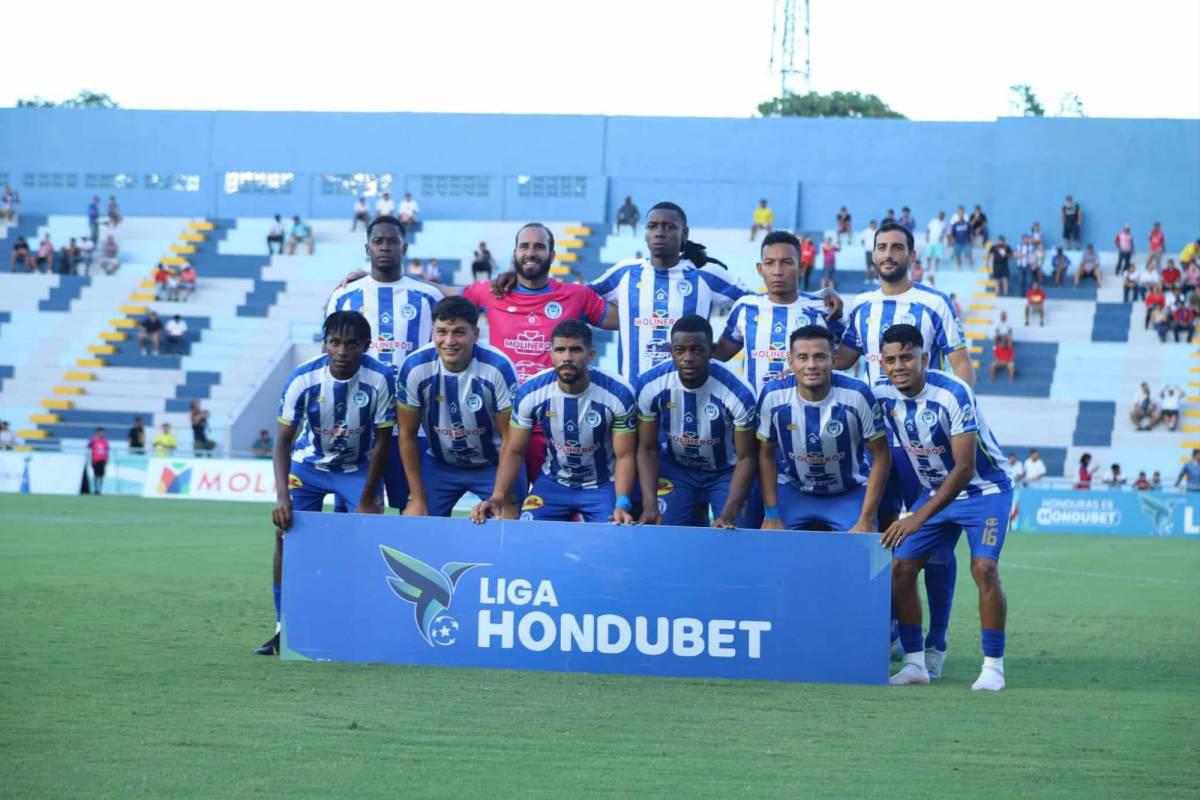 La épica remontada de Olimpia ante Victoria, Jhon Jairo no podía creerlo y las hermosas chicas en el Municipal Ceibeño
