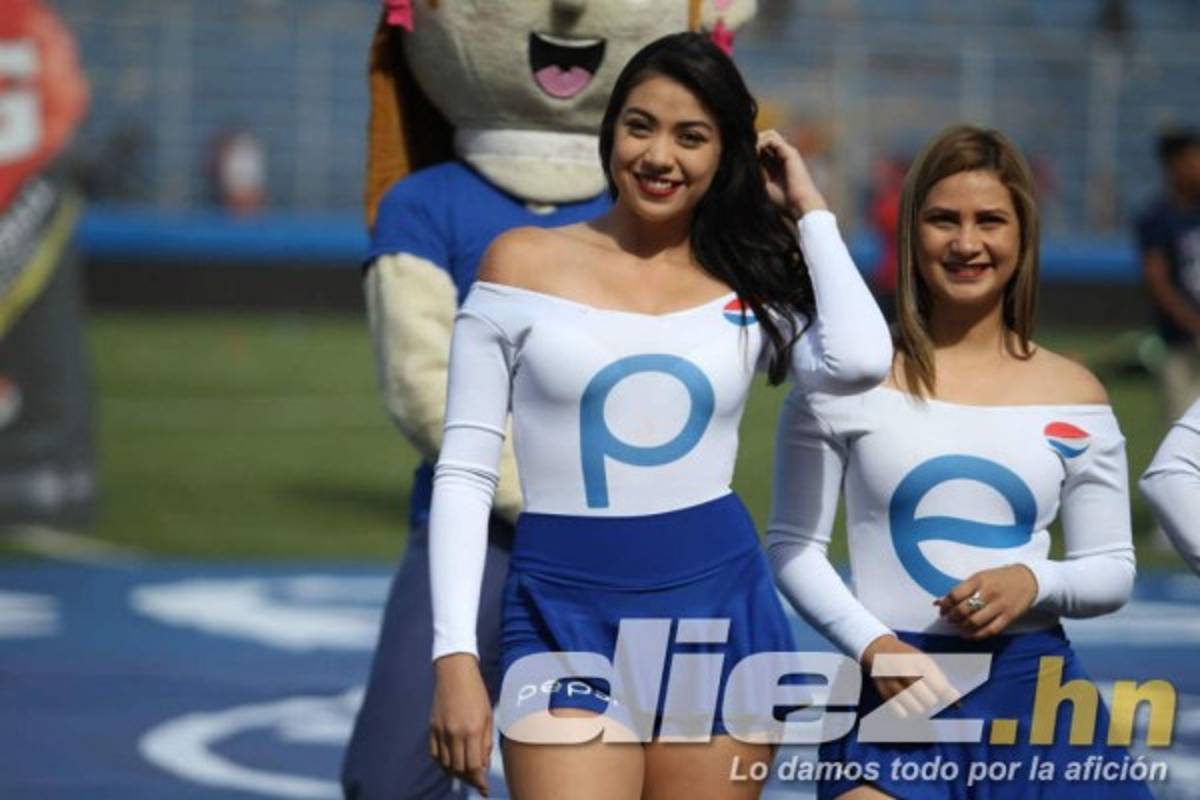 ¡Sensuales! El lado infartante del clásico Motagua-Olimpia en el estadio Nacional