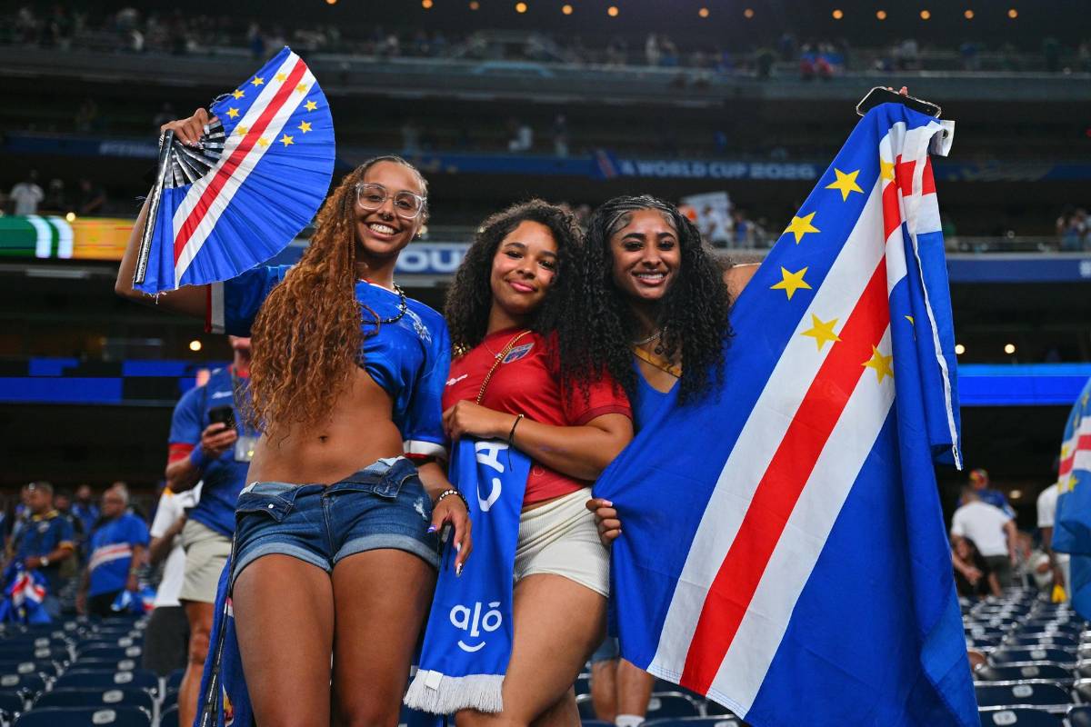 La fiesta de Cabo Verde tras hacer historia, reacción del DT y bellezas