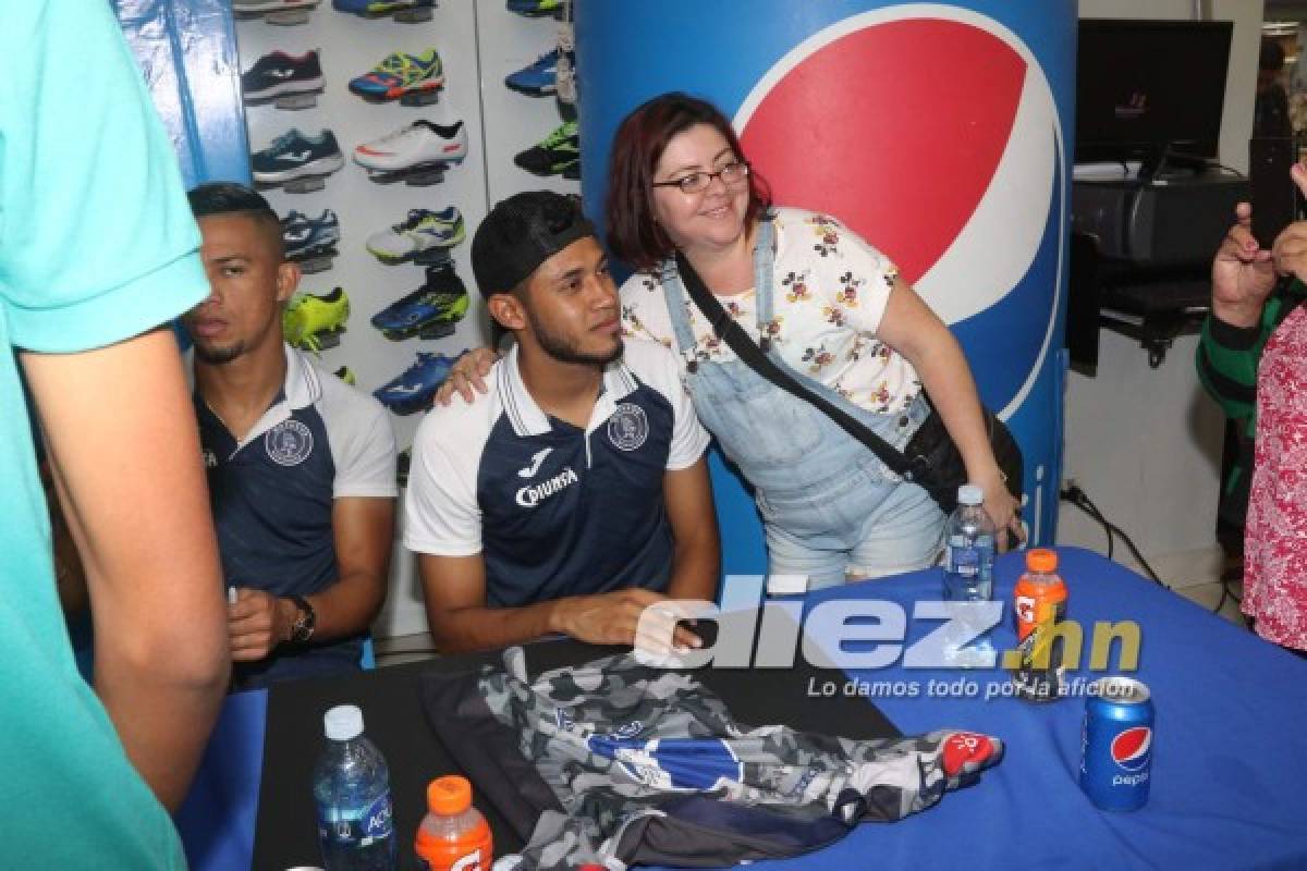 ¡Unidos por la pasión azul! Motagua compartió con sus aficionados