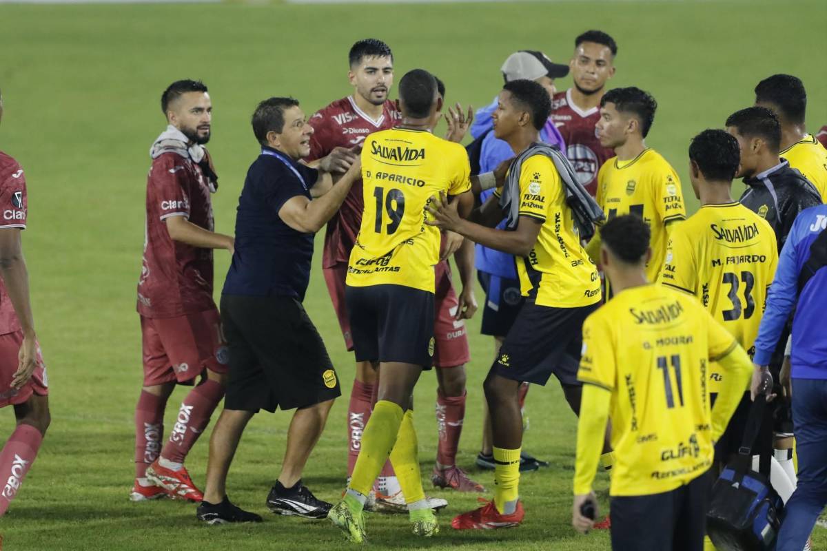 ¿Eduardo Espinel con Alexy Vega? El regalo de Marathón a Yustin Arboleda y la bronca entre Real España y Motagua