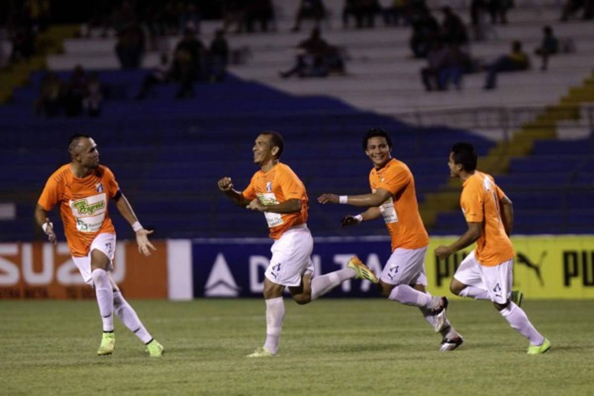 Top: Estos son los futbolistas activos con más partidos en la Liga Nacional de Honduras