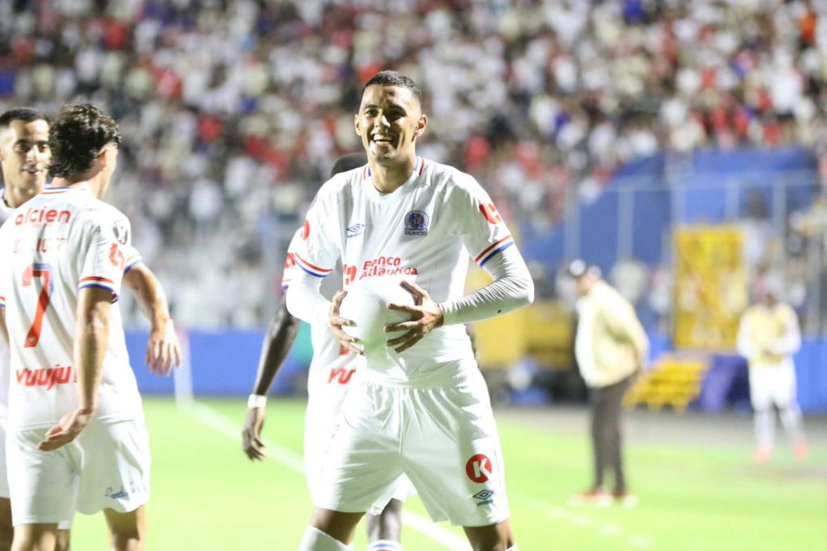 Olimpia celebra en la cara del Saprissa, jugador preocupa y mensaje de la Ultra Fiel