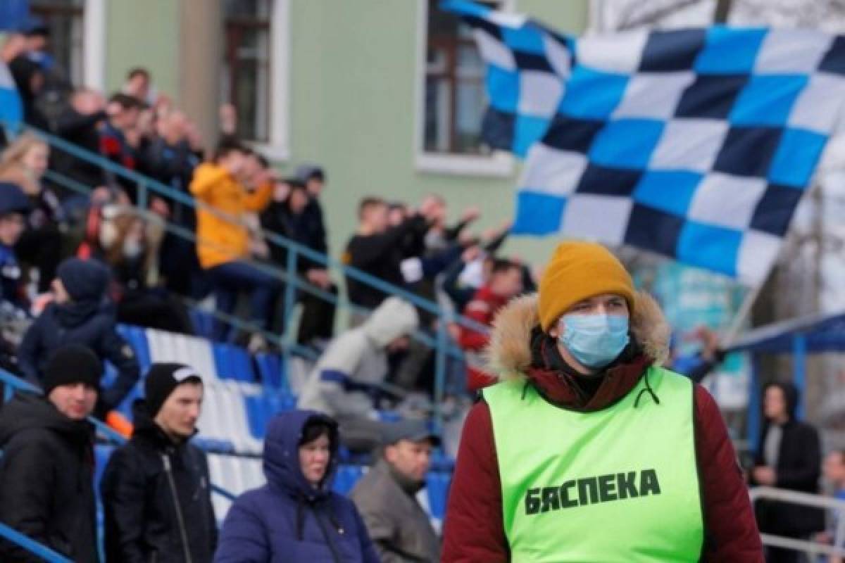 Fotos: Bielorrusia a contracorriente del coronavirus, la vida y el fútbol siguen casi con normalidad