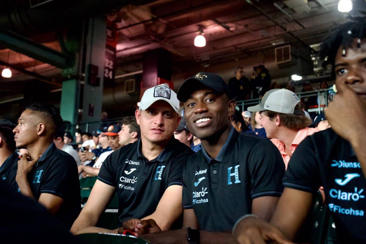 Así disfrutaron los jugadores de la Selección de Honduras junto a Mauricio Dubón en el Minute Maid Park; hubo regalo especial