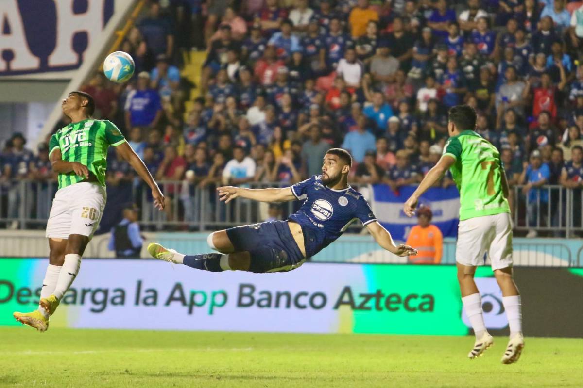 Bellezas, dolor, carnitas y personajes en el título 20 de Motagua en Honduras