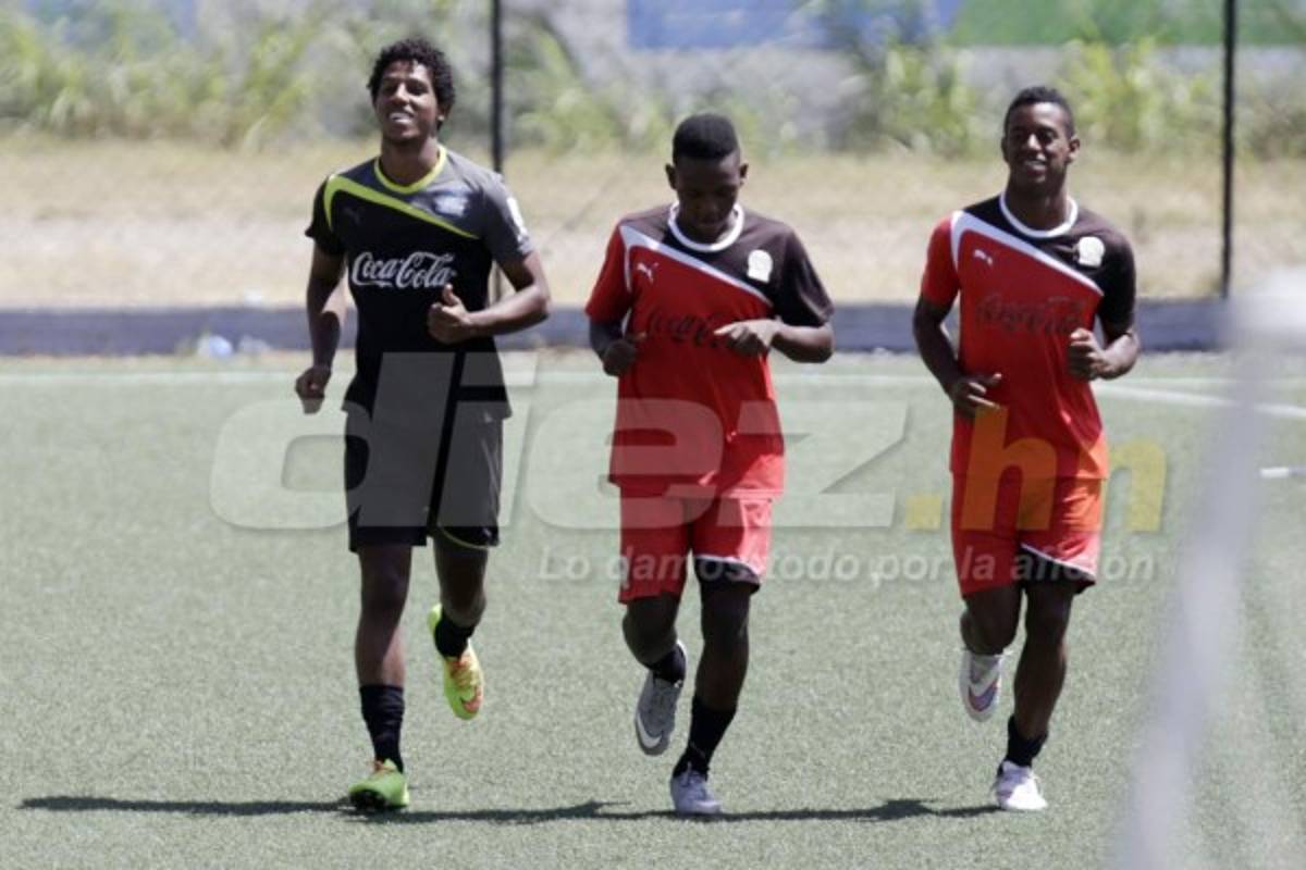 EN FOTOS: Así entrena el hijo de Carlos Pavón en Olimpia
