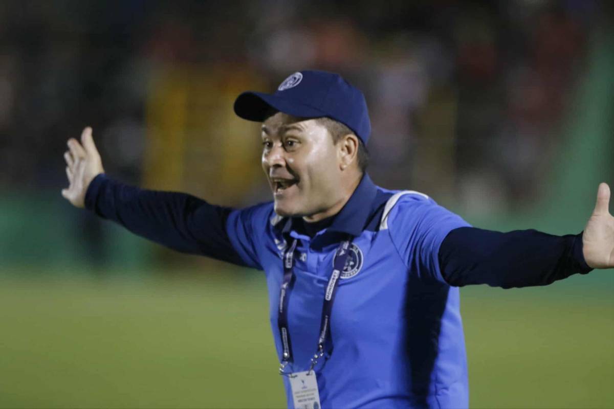 Futbolista de Motagua llora, la belleza en Choloma y el show de 'Firulays': ¡no le podían quitar el balón!
