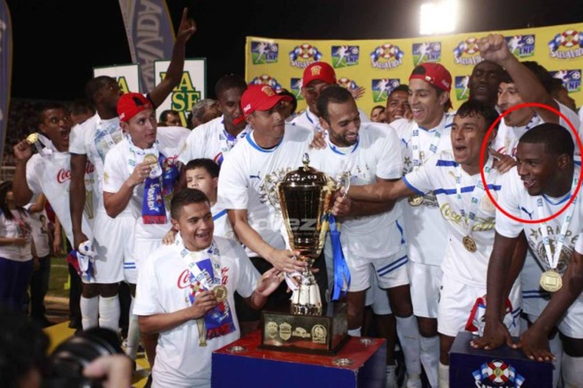 18 inolvidables imágenes que marcaron la carrera de Juan Carlos García