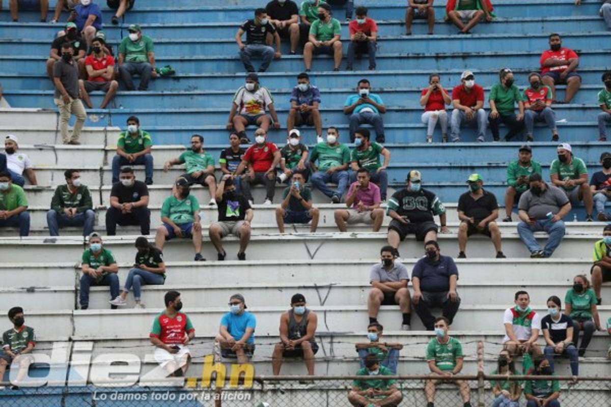 Fotos: Así celebró Félix Crisanto su gol con Olimpia, el show de inauguración y el hijo del 'Nene' Obando debutó