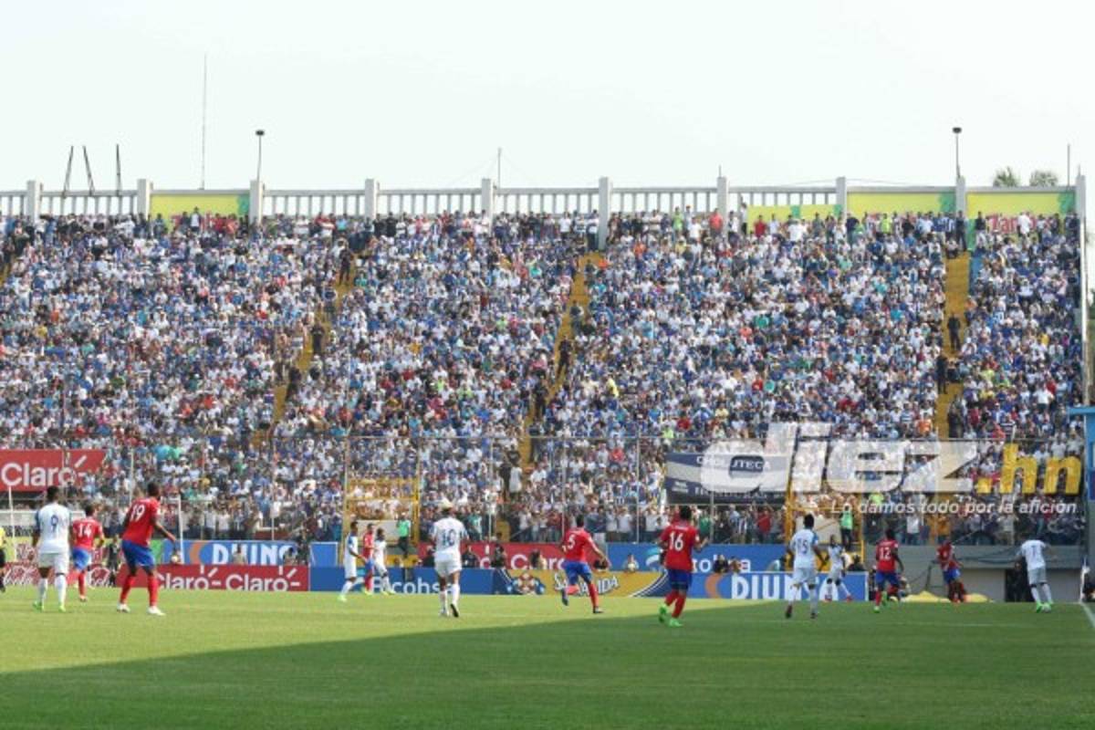 ¡Mucha tristeza! Las fotos que no se vieron en TV en juego de Honduras-Costa Rica