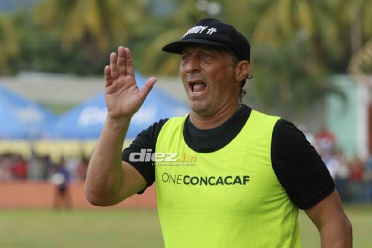 NO VISTE EN TV: El penal a Michaell Chirinos, actos protocolarios y vómito de Ferrari