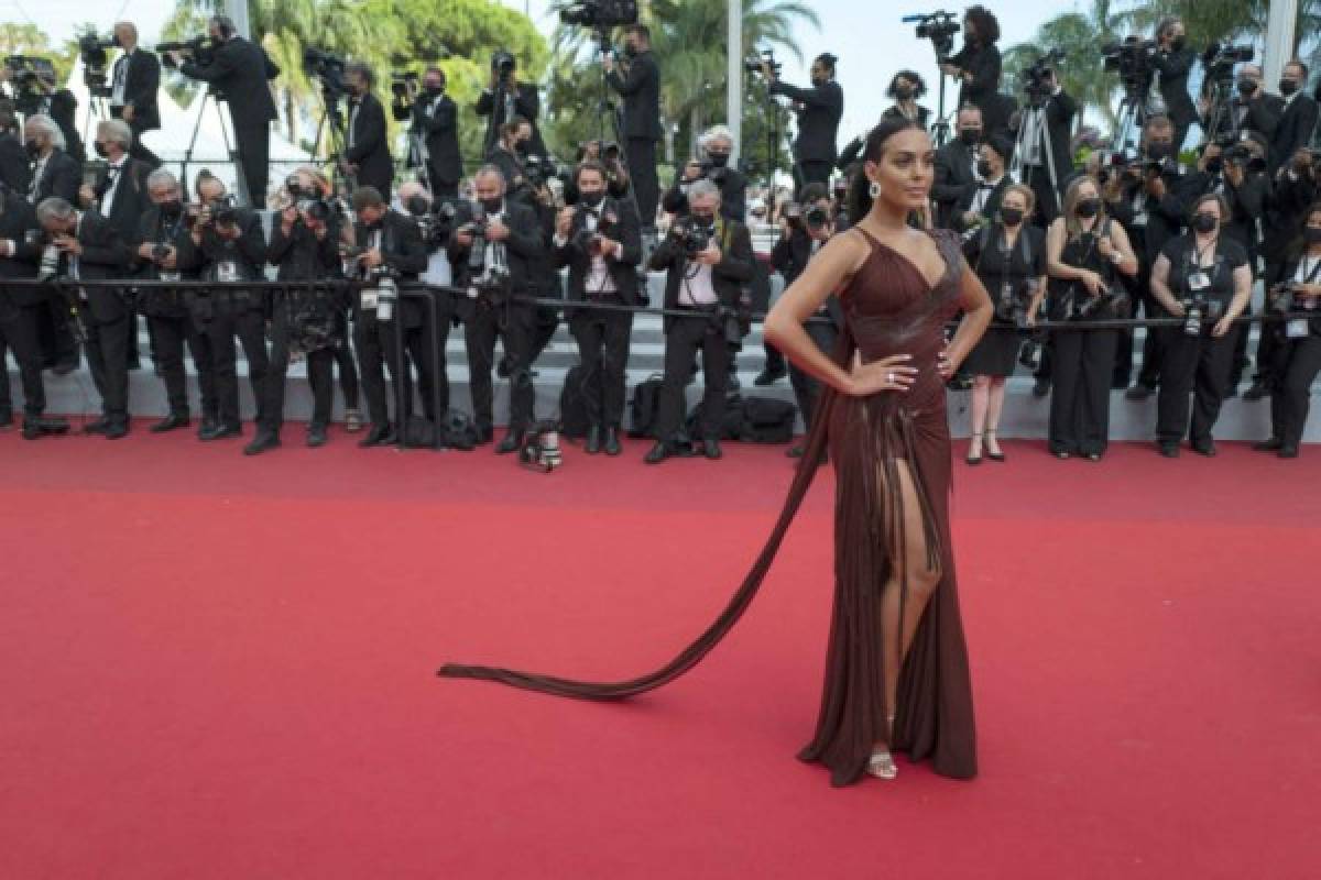 ¡Imponente! Georgina Rodríguez, espectacular y muy sexy en el Festival de Cine de Cannes