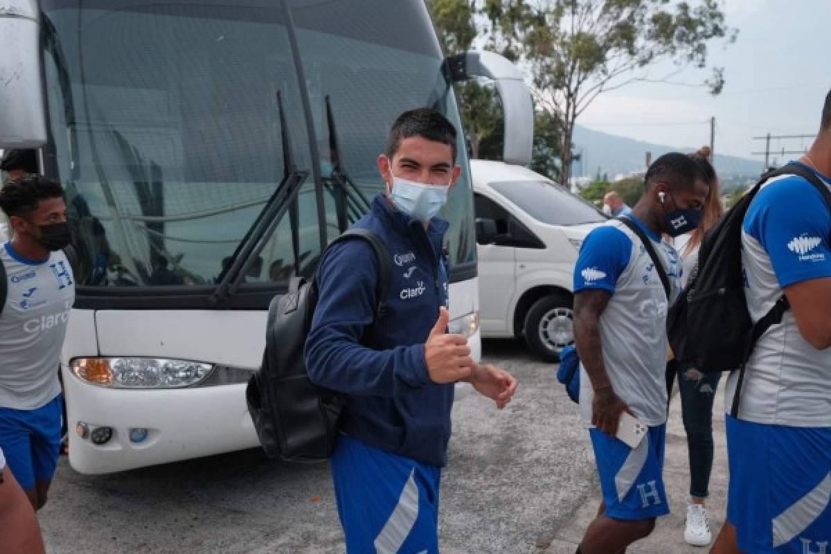 Choco Lozano listo, Alex López es baja y El Salvador tiembla cuando Honduras llega al Cuscatlán