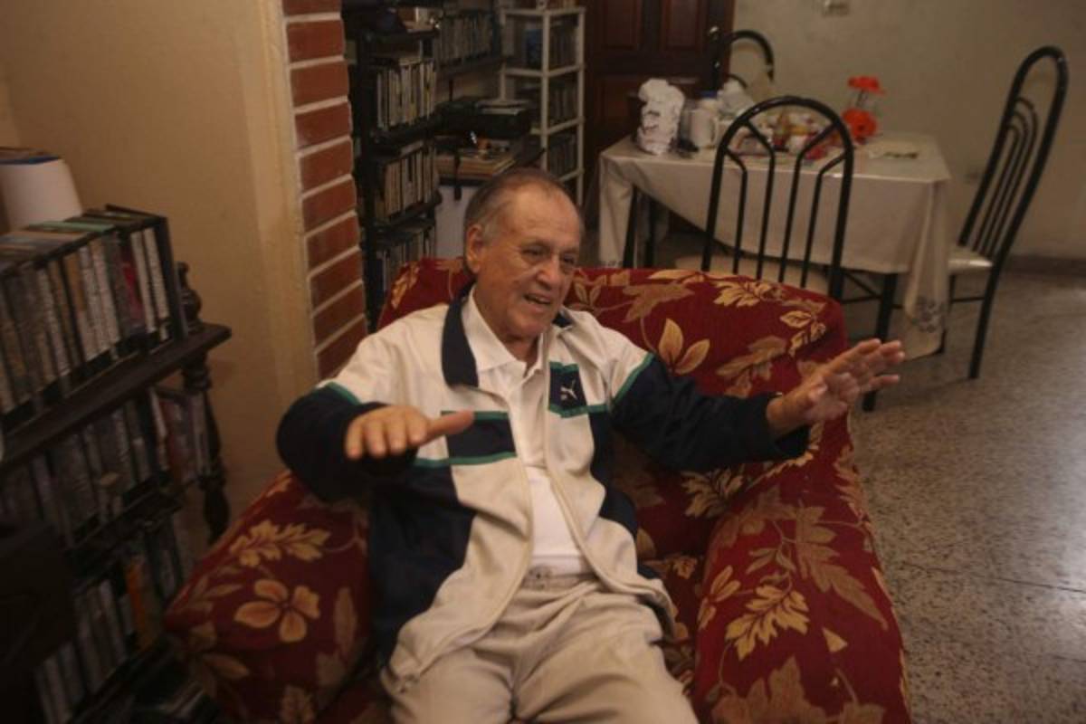 FOTOS: Así es la humilde y futbolera morada donde vive Chelato Uclés