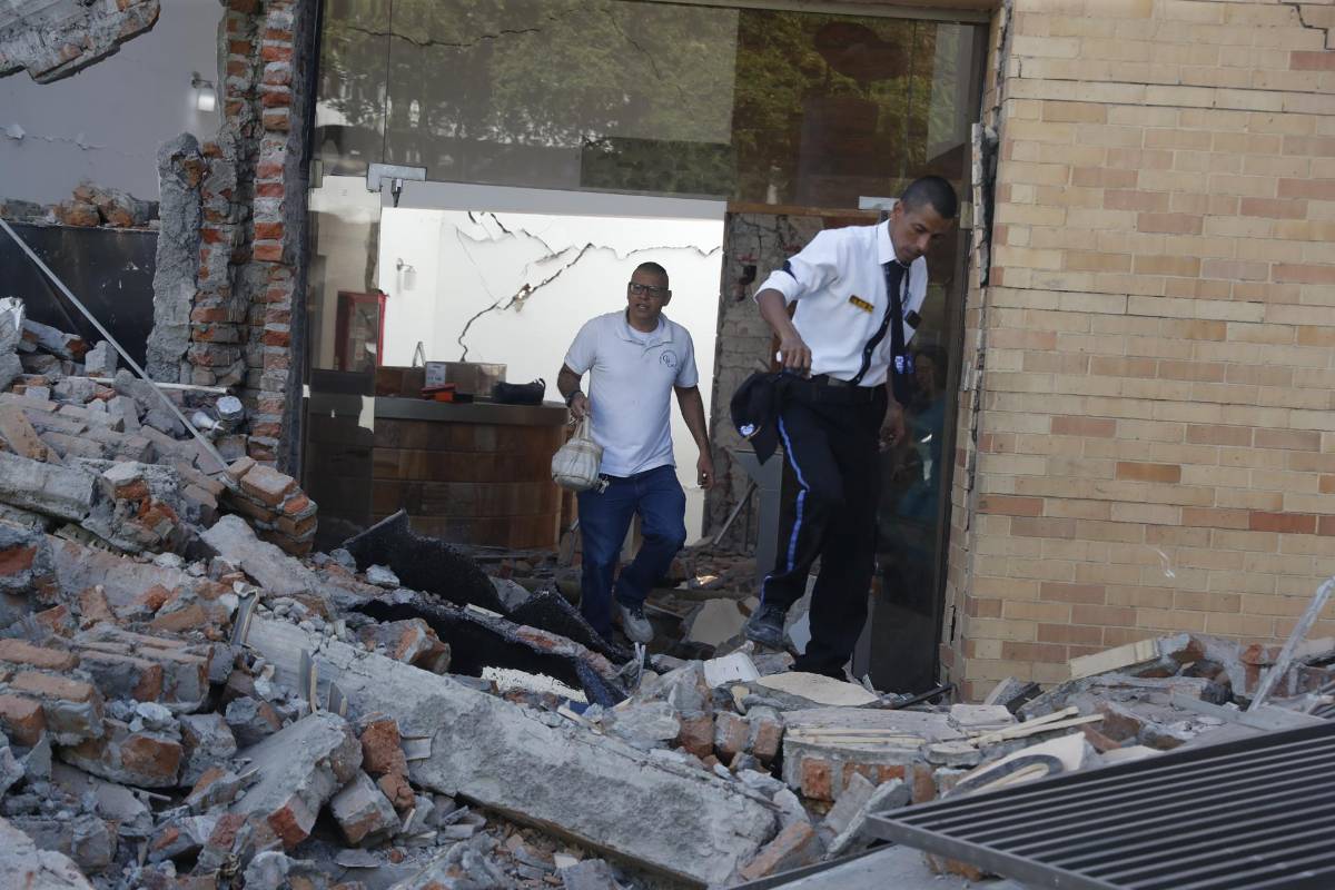 Pesadilla en Colombia: fuerte terromoto sacudió el país y deja muertes