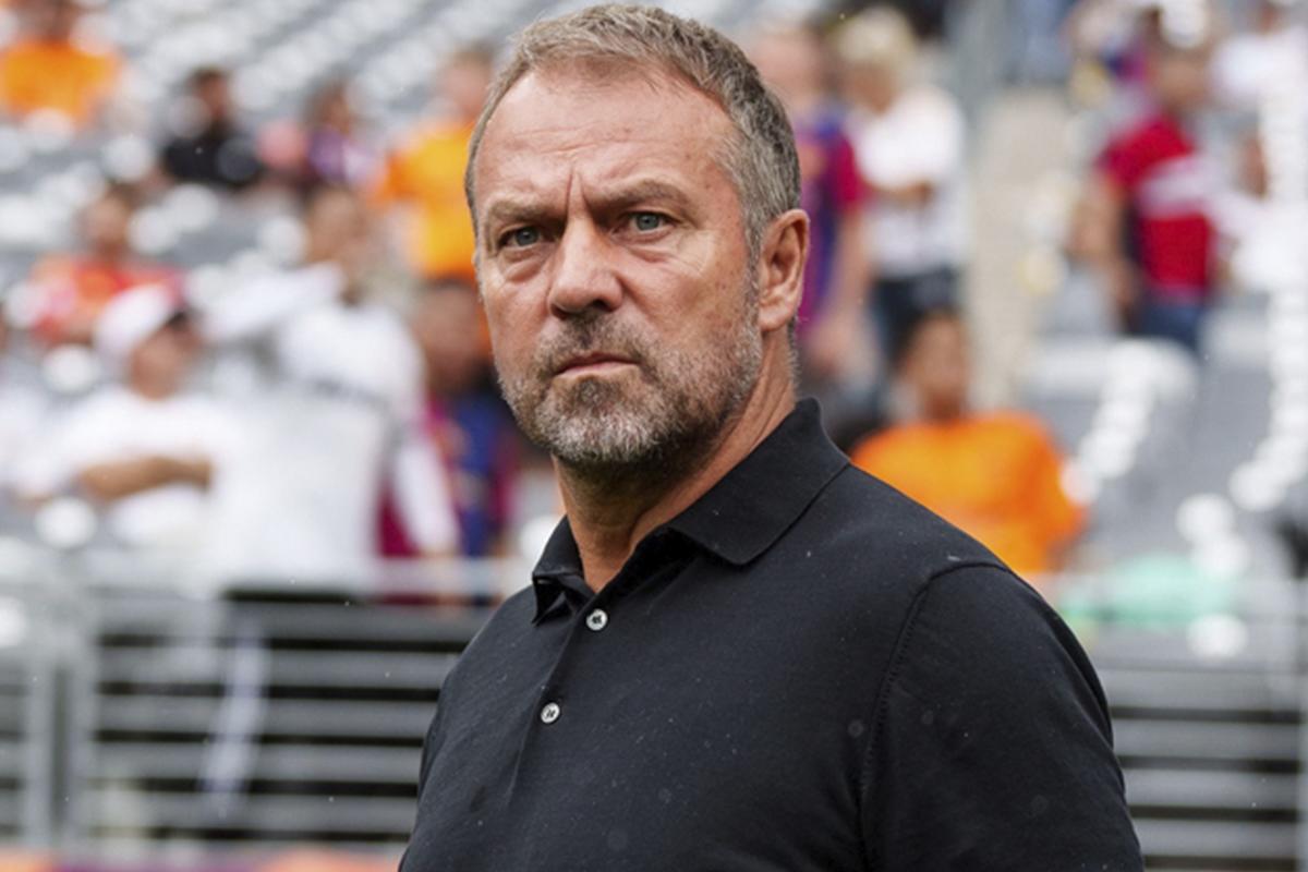 Hansi Flick lo descarta y Barcelona le pone precio: piden 40 millones de euros por su traspaso