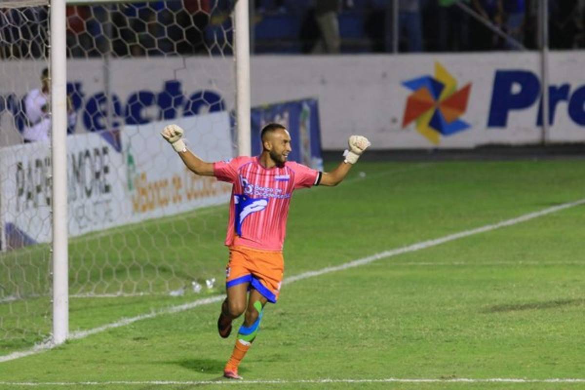 EN FOTOS: El emotivo adiós a Vergara y la visita inesperada en el Nacional