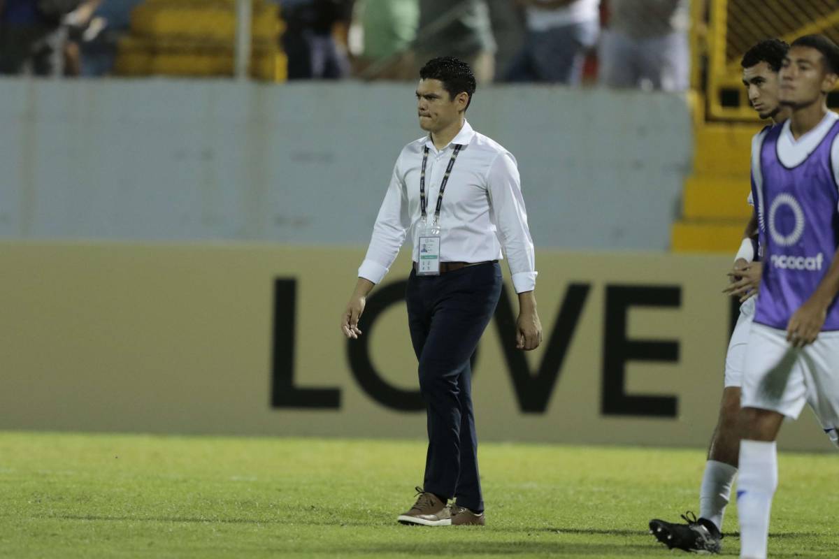 Fenafuth confirma la renovación de Luis Alvarado, el técnico que dirigirá a la Sub-20 en el Mundial de Indonesia