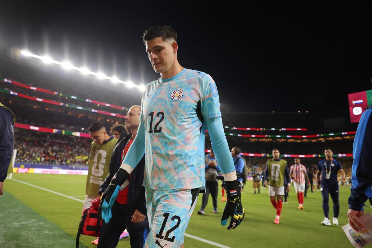Chilavert lo llamó 'mudo': ¿Quién es Orlando Gill, el héroe de Paraguay?