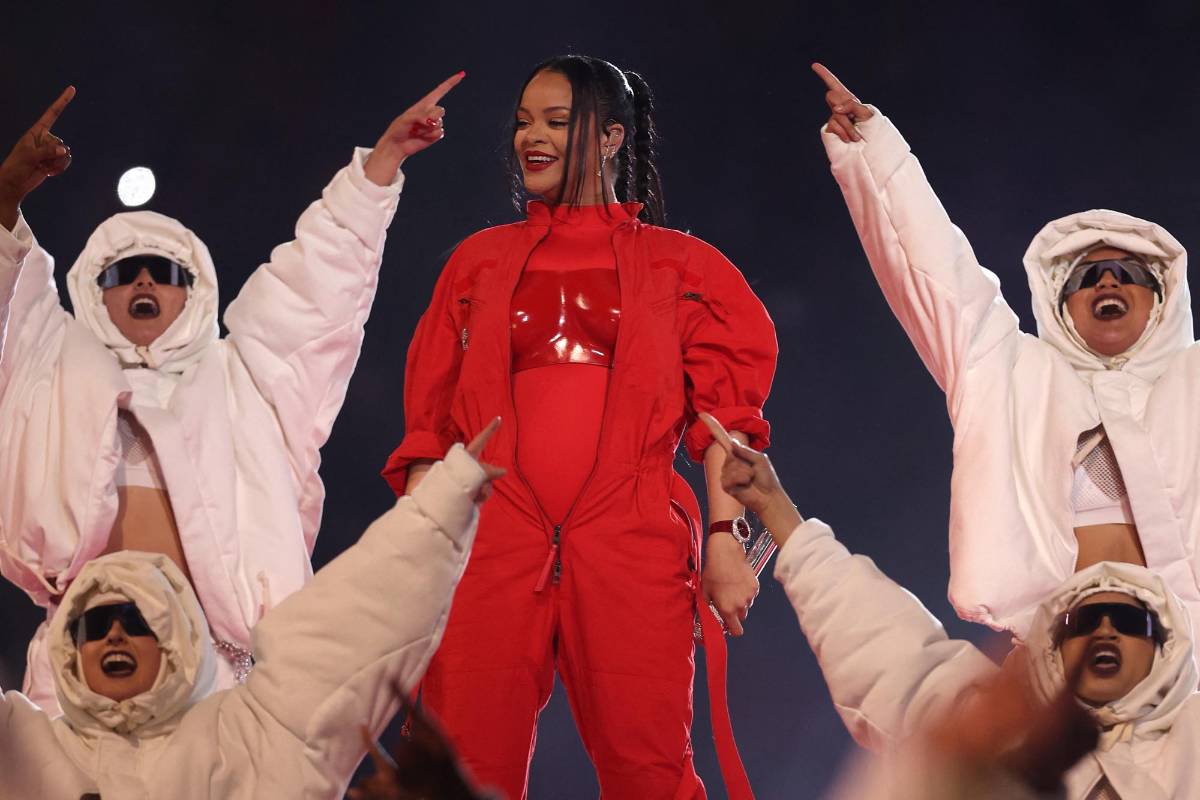 Rihanna y su presentación en el Super Bowl 2023: Así fue su aparición en el Show de medio tiempo