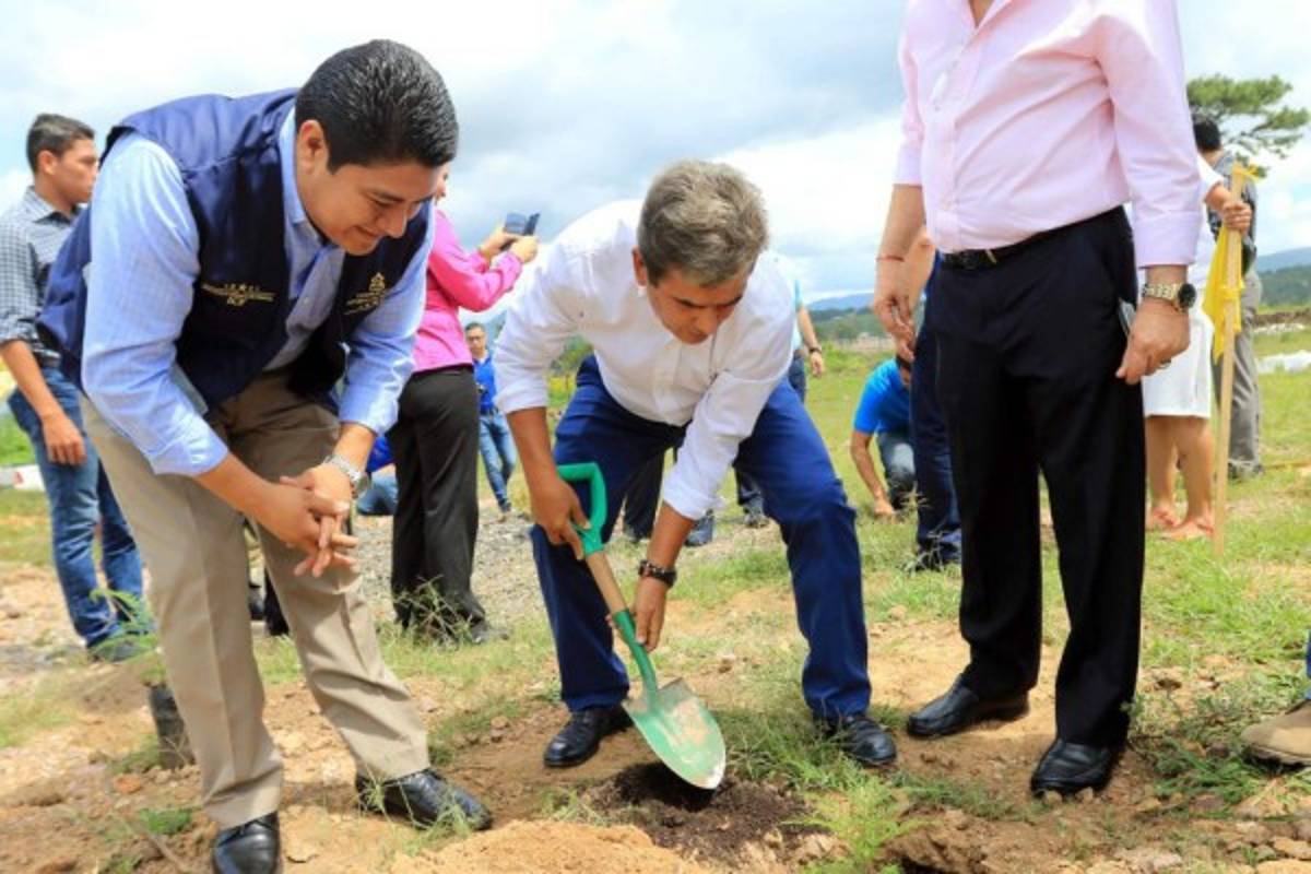 Las mejores fotos de Jorge Luis Pinto en un año con Honduras  