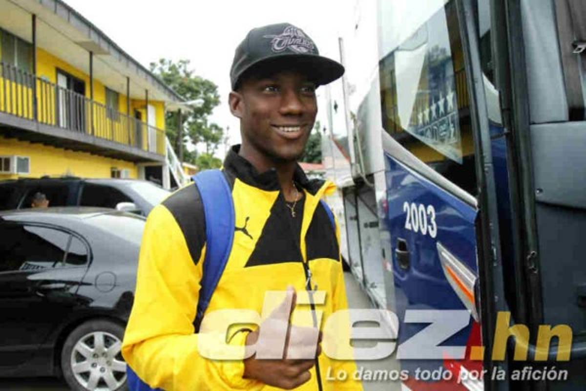 EN FOTOS: Real España viajó bien 'encobijado' a Tegucigalpa