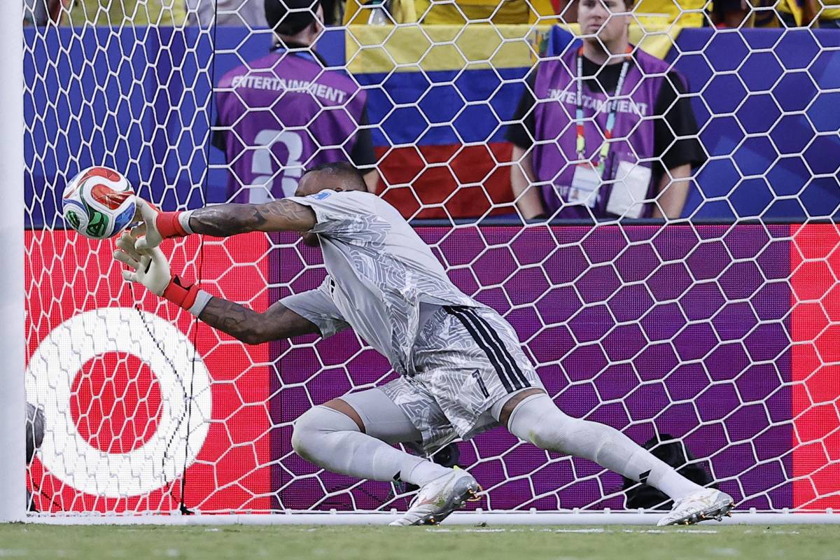 Messi lo humilló: quién es Eloy Room, el portero de Curazao que amargó a Ecuador