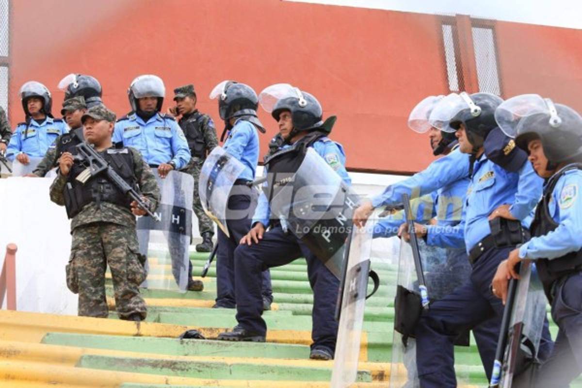 Así se volvió a vivir un partido de Liga Nacional en Comayagua