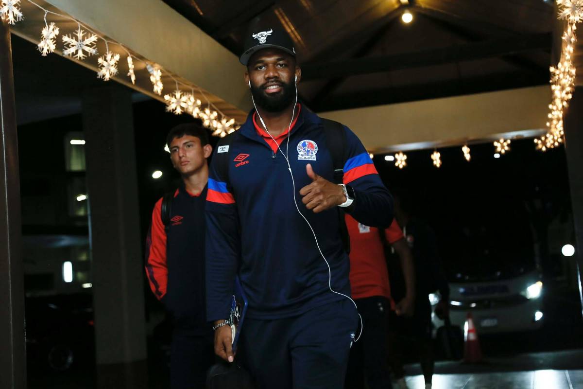 Olimpia llegó a San Pedro Sula para enfrentar a Real España en el Morazán: la curiosidad y, ¿viajó Jorge Álvarez?