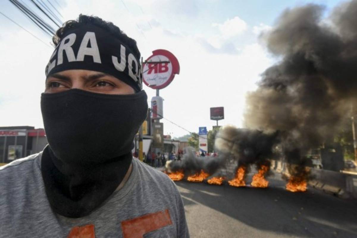 FOTOS: Hondureños salen a protestar en varias ciudades del país