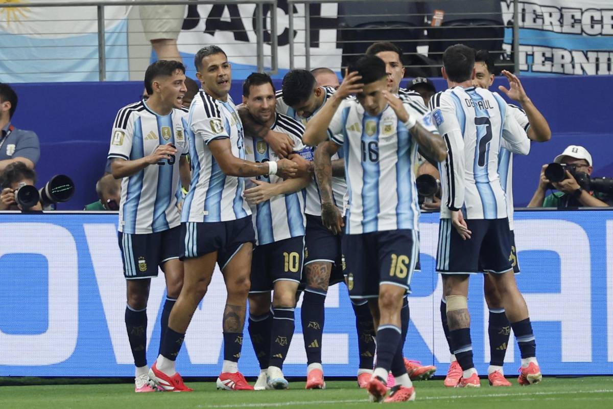 Messi rompe cuatro récords, su tristeza por el penal y épico festejo con su gol 18