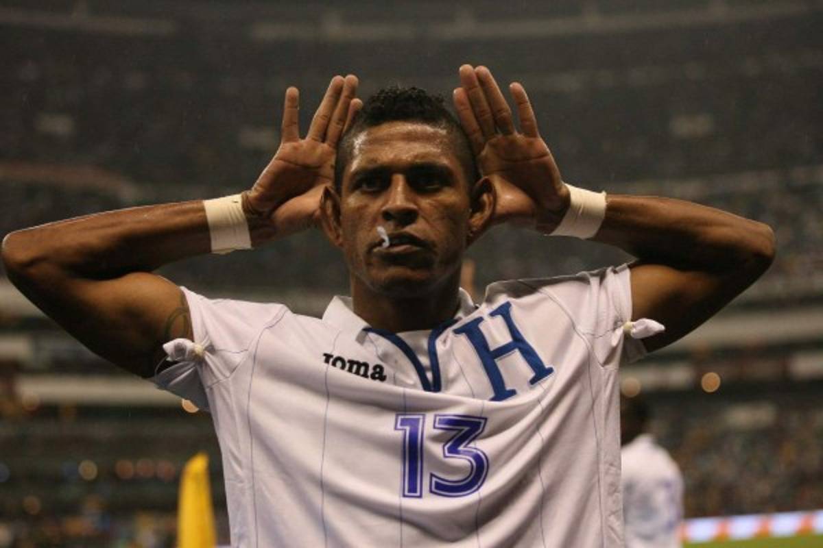 Las 10 fotos más recordadas del Aztecazo de Honduras a México