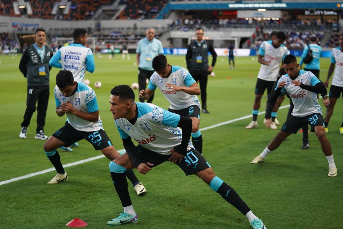 FOTOS: El principiante en la Selección de Honduras, los sacrificados y ambientazo en Houston con los salvadoreños