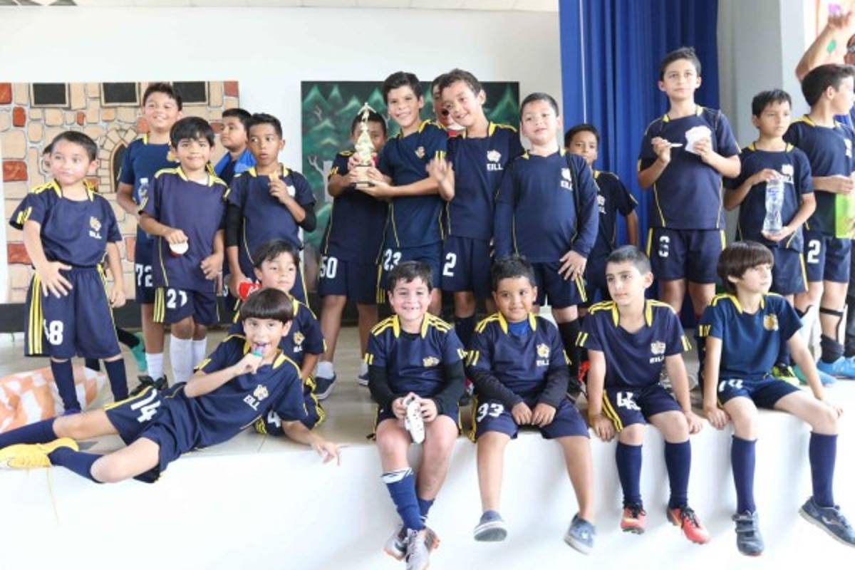 Pequeños derrocharon talento en el Soccer Festival en La Lima