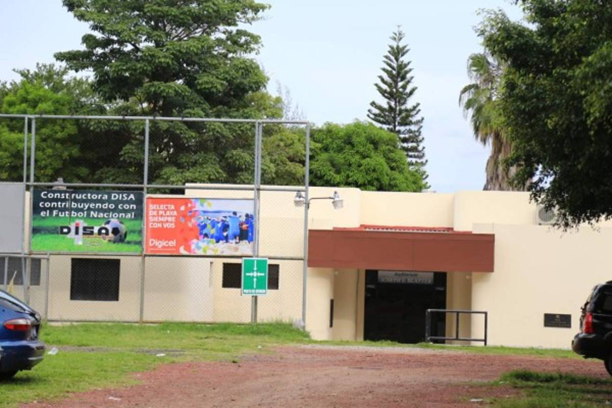 Conoce el búnker de trabajo de Ramón Maradiaga en El Salvador