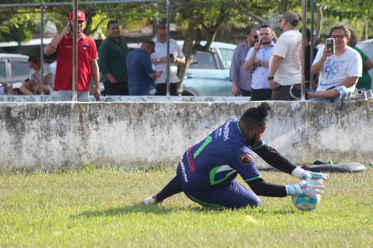 La More revela por qué no jugó en Liga Nacional y hace confesión que molestará a Choloma