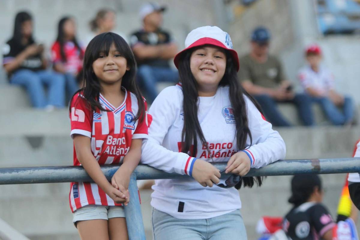 ¿Quién era la muñeca de jean blanco? Doble apagón en Choluteca y sureñas cautivan