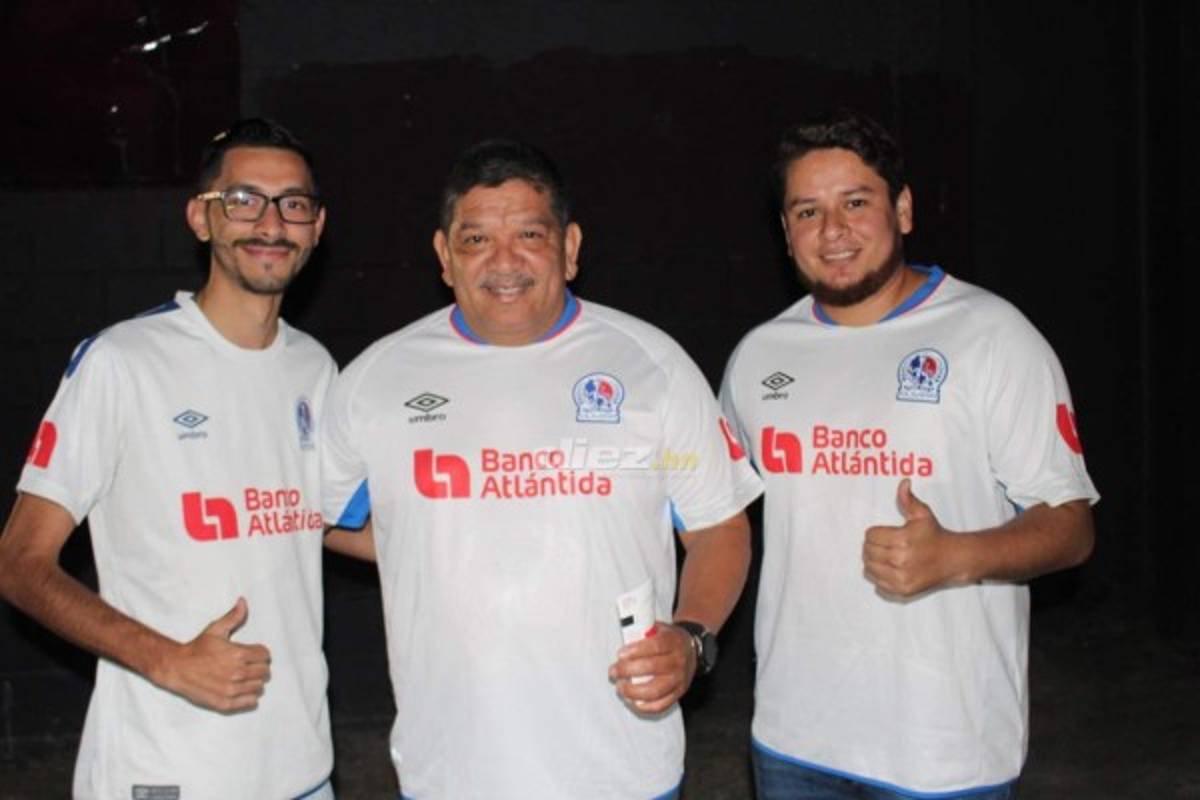 Nunca estarán solo: Olimpistas arropan en masa a su equipo para juego ante Saprissa